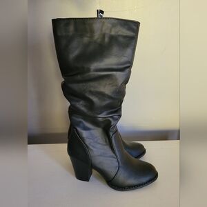 Forever 21 tall heeled black boots